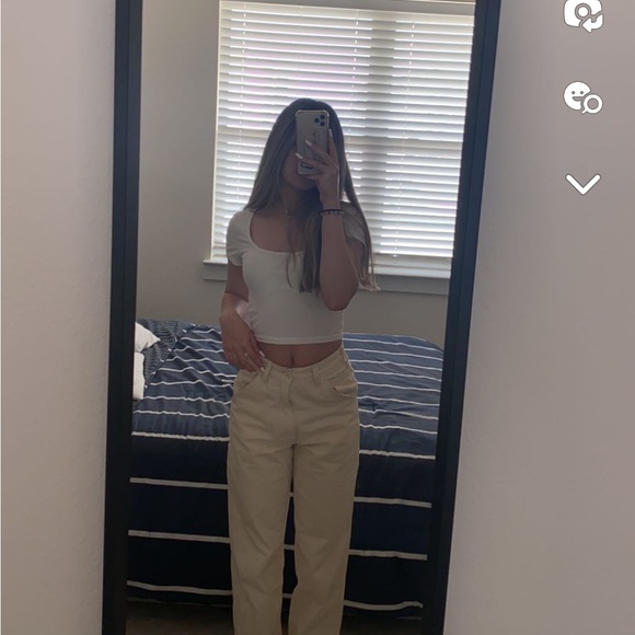 Brandy melville khaki tan pants - Picture 3 of 4